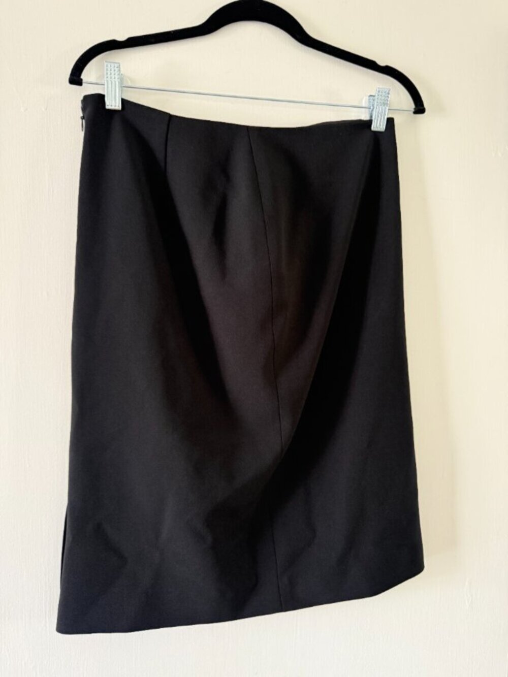 Anne Klein Black Pencil Skirt – Size 4